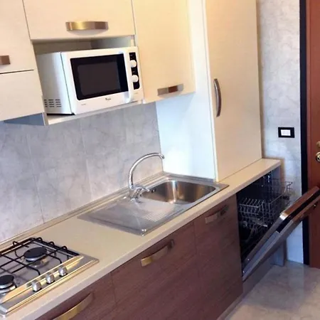 Relax And Unwind By The Pool In Apartmán *