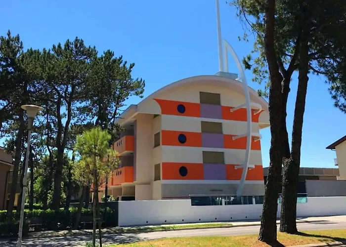 Apartamento Relax And Unwind By The Pool In *